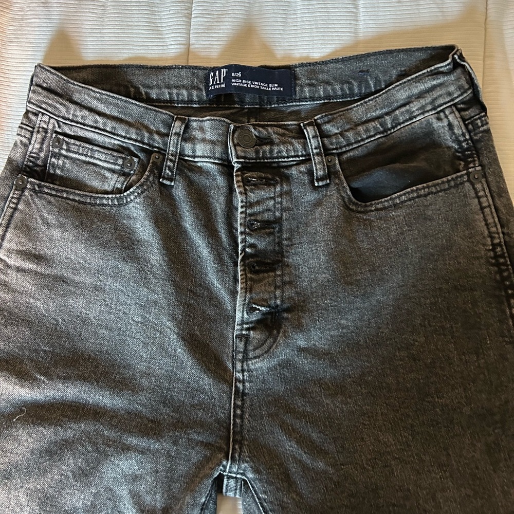 Gray GAP jeans high rise straight cut